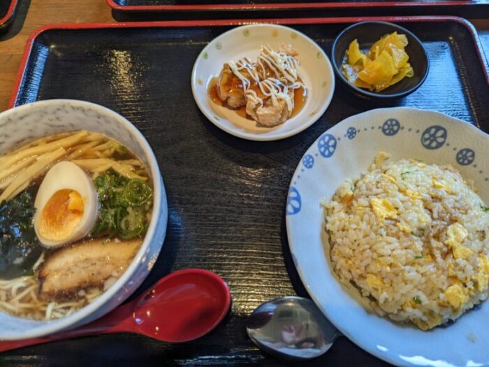 ラーメン黒まるのハーフセット